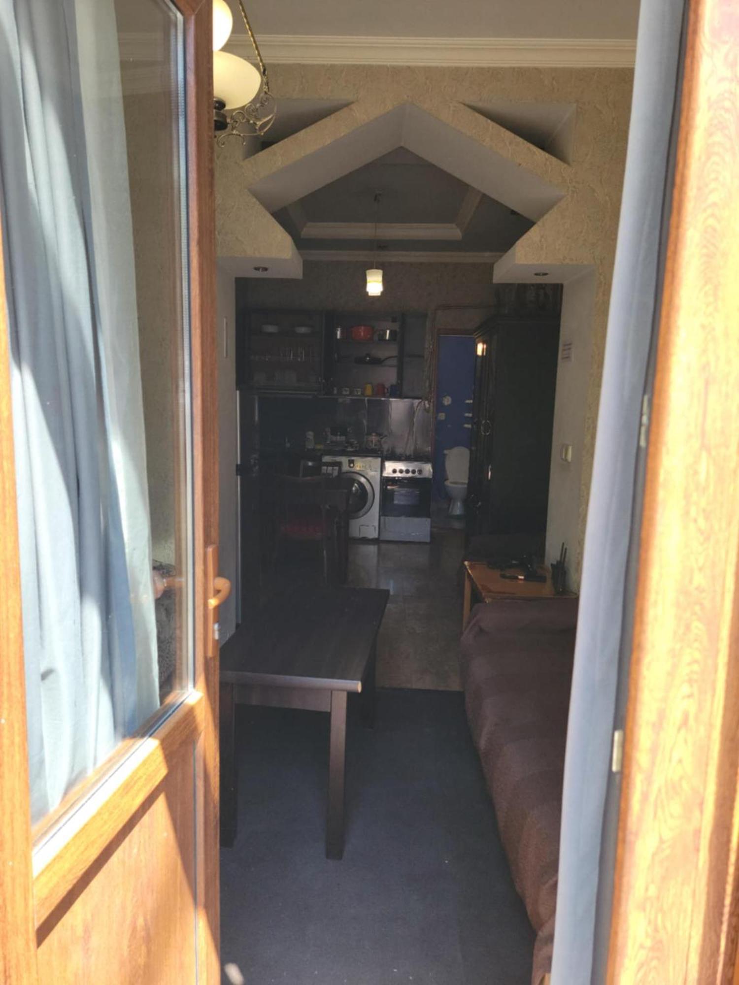 On Leonidze 18 Apartament