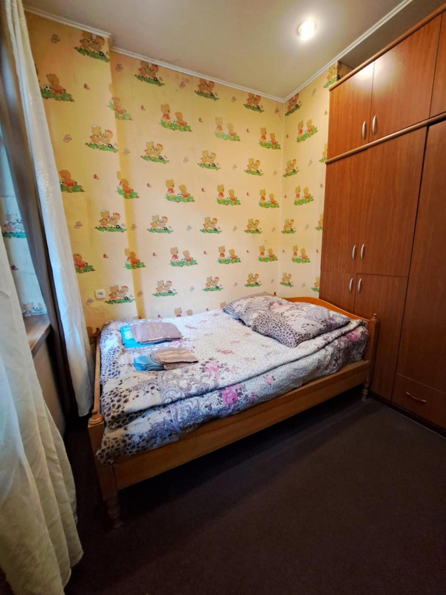 On Leonidze 18 * Tbilissi
